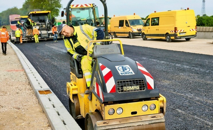 Oberbauleiter (m/w/d) Straßen-, Tief- und Erdbau, 1. Bild